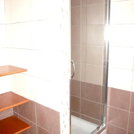 Maison De 2 Chambres Avec Piscine Partagee Et Jardin Clos A Ocagnano A 4 Km De La Semesterbostad